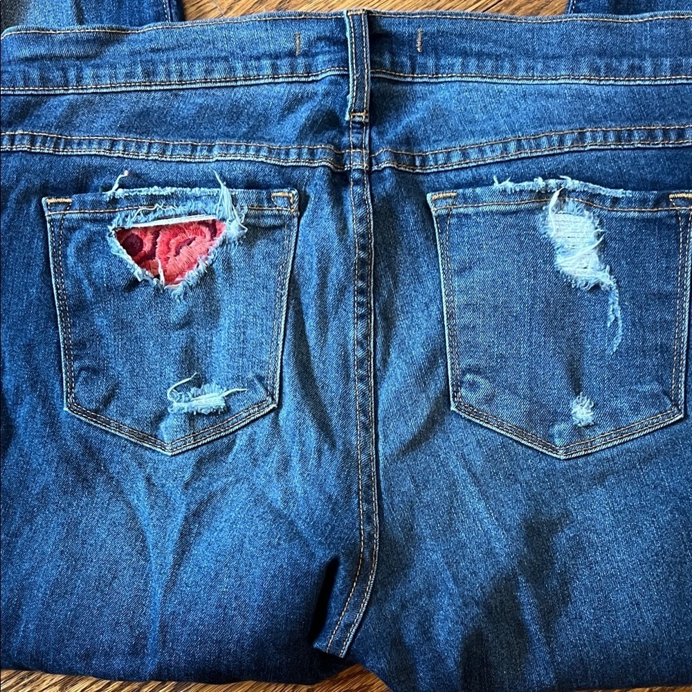 Flying Monkey Dark Blue Skinny Jeans with Rose Detail, EUC, 32